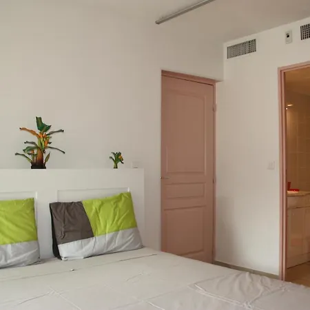 Ste Maxime Proximite Bord De * Σαιντ-Μαξίμ